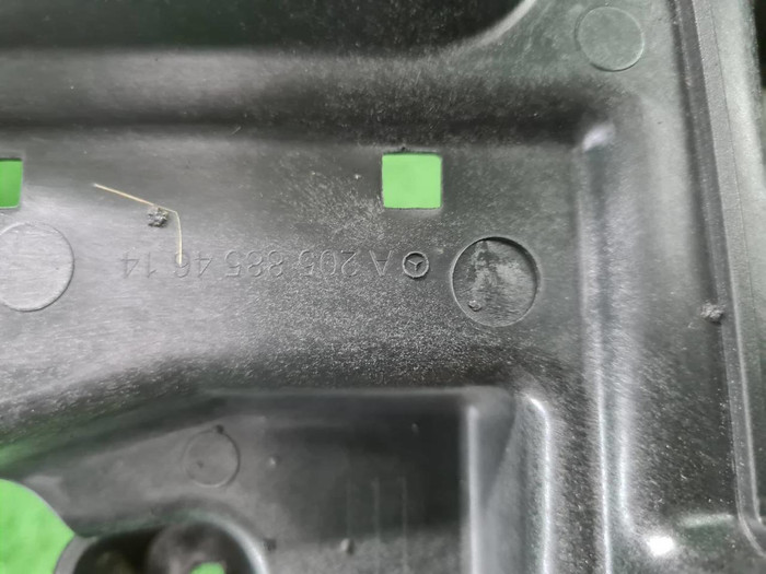 Насадка глушителя правая Mercedes C W205 (2014-2018) AMG