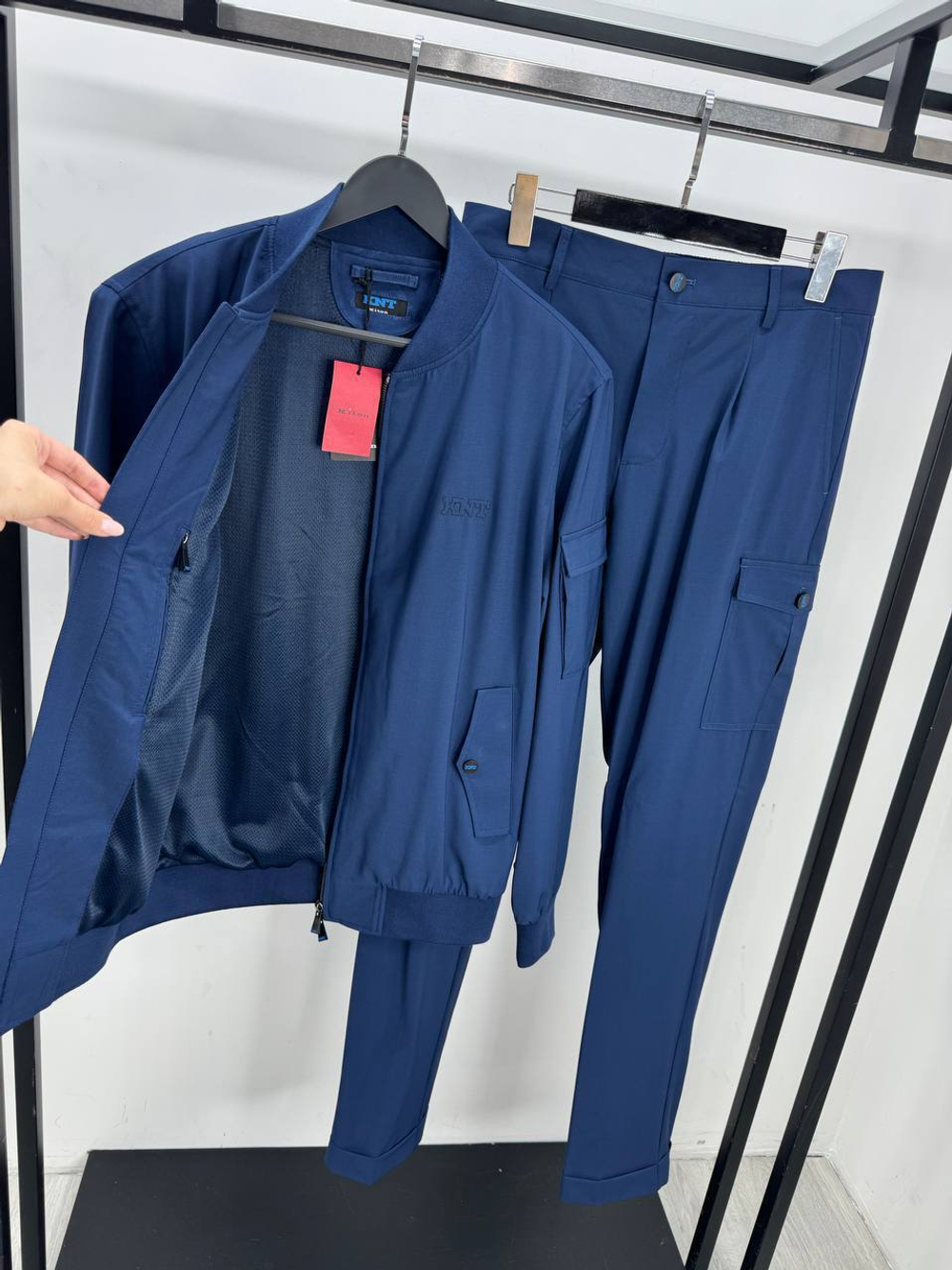 Прогулочный костюм Kiton