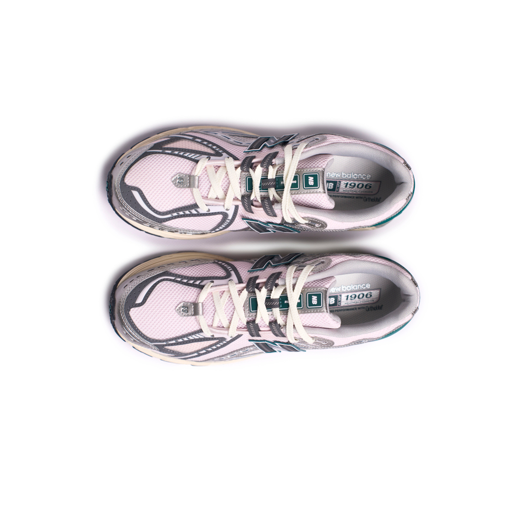 New Balance 1906R "Granite Metallic Pink"