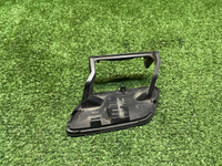 Крышка форсунки правая Audi Q5 1 8R (2012-2017)