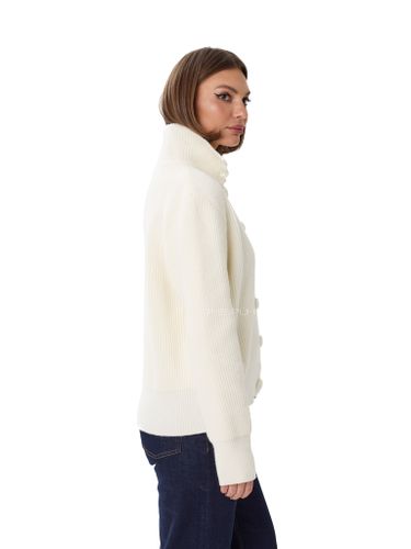 Молочный кардиган в рубчик на пуговицах