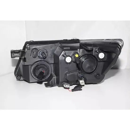 Передние фары Фиат Фримонт 2009-2014 V3 type