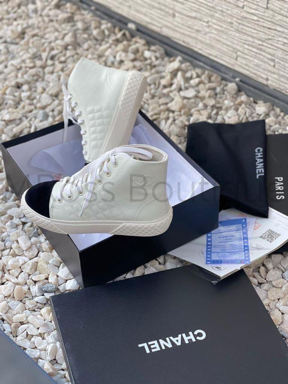 Белые кроссовки Chanel Шанель люкс класса в MRoss Boutique