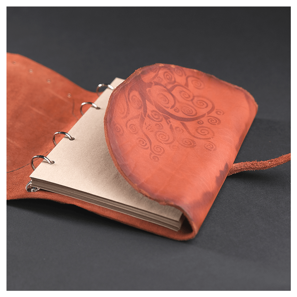 Кожаный ежедневник «Шаманка»