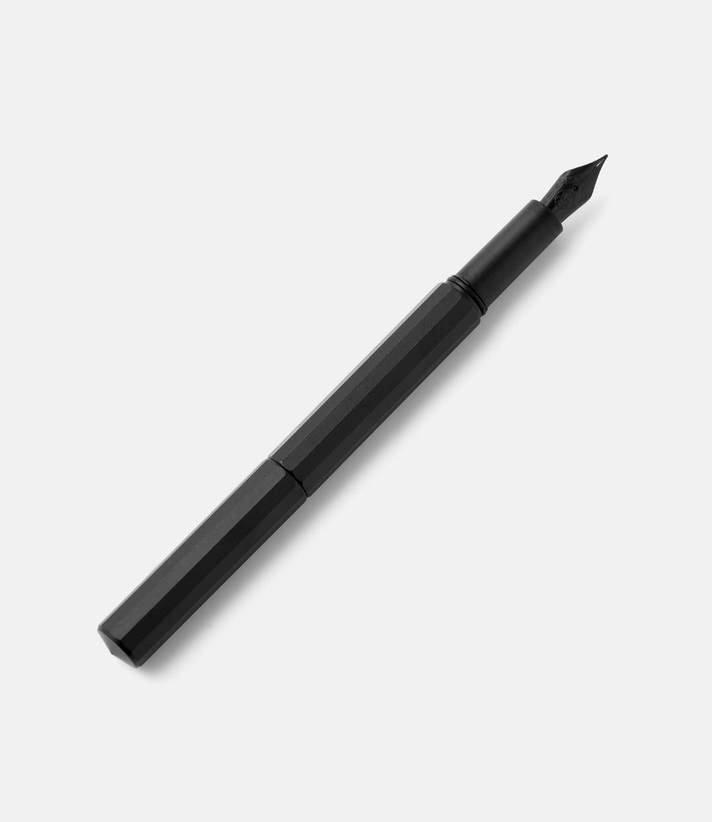 Ensso XS Fountain Pen Black Aluminum — перьевая ручка из алюминия