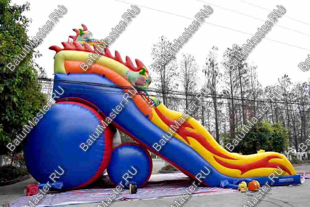 Коммерческий надувной батут "Змей Горыныч 2" 15*7*11 м