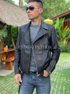 Мужская куртка косуха из черной кожи питона JT-114