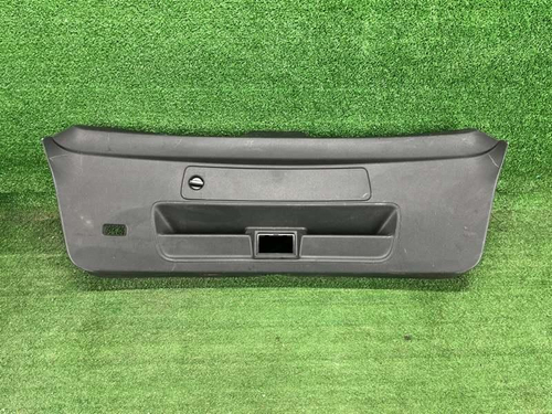 Обшивка крышки багажника Audi E-tron (2018-2023)