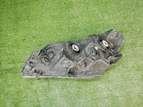 Фара правая Suzuki Vitara 2 (2014-2019) галоген