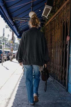 ZARA МЯГКАЯ ТОЛСТОВКА НА МОЛНИИ, УГОЛЬНЫЙ