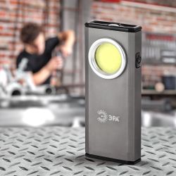 Светодиодный фонарь ЭРА Рабочие Практик RB-706 ручной на батарейках с магнитом крючком и подставкой | Рабочие  фонари