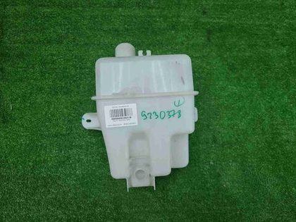 Бачок омывателя Geely Tugella (2019-2024)