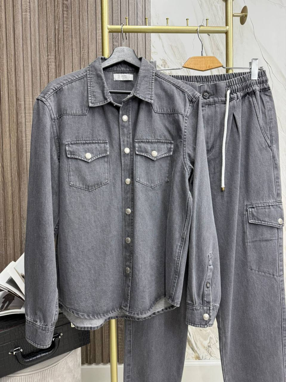 Джинсовый костюм Brunello Cucinelli