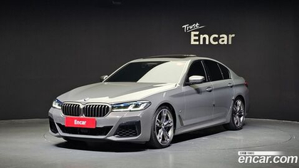 BMW 5 Series (G30) M550i xDrive (01.2022)
