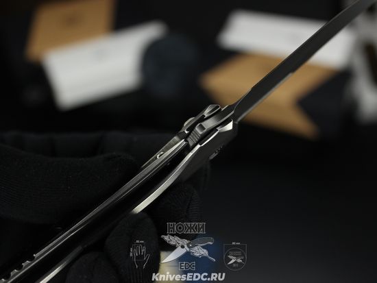 Нож складной WE Knife Ignio WE22042B-4 сталь клинка CPM-20CV, рукоять титан