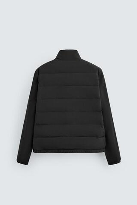 ZARA ОДНОТОННАЯ СТЕГАНАЯ КУРТКА, ЧЕРНЫЙ