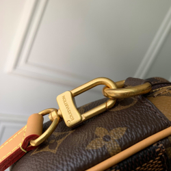 Louis Vuitton Trocadero Wearable Wallet