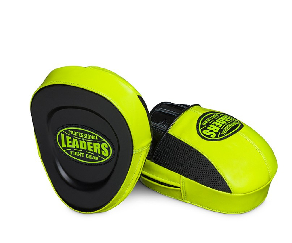 Лапы тренерские LEADERS SCARABAEUS CURVED BK/GN (ONE, кожа, черный/зеленый)