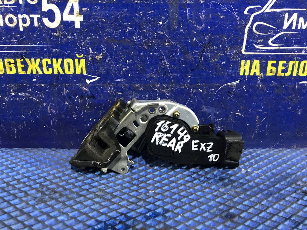 Замок багажника TOYOTA RAUM 1997-2003