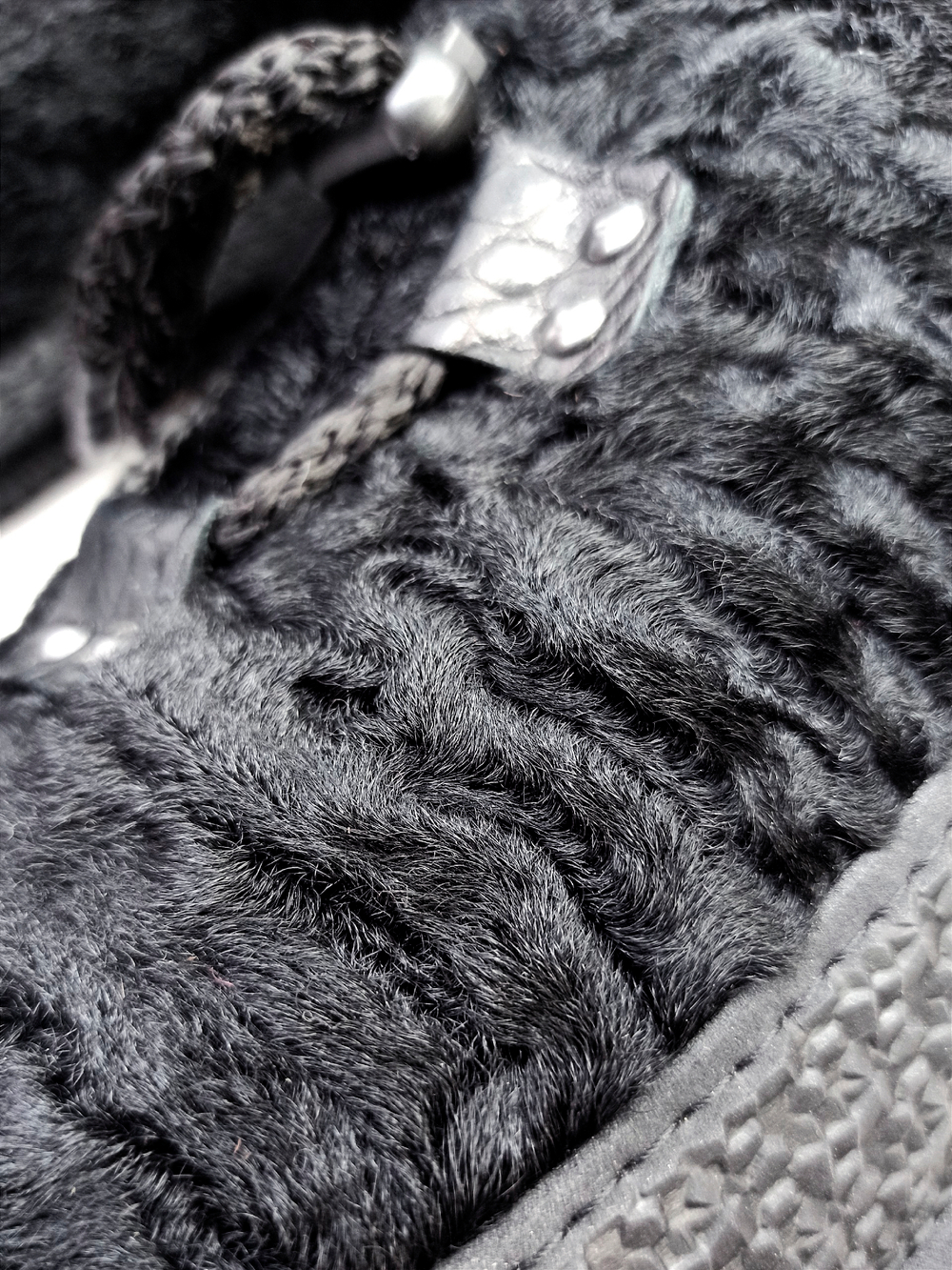 Ботинки из натурального каракуля "Black Рepper"