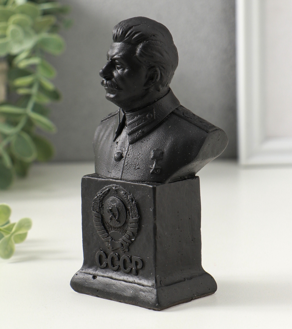Бюст Сталина И. В. гипсовый, 12×6.5×4.5 см, графит
