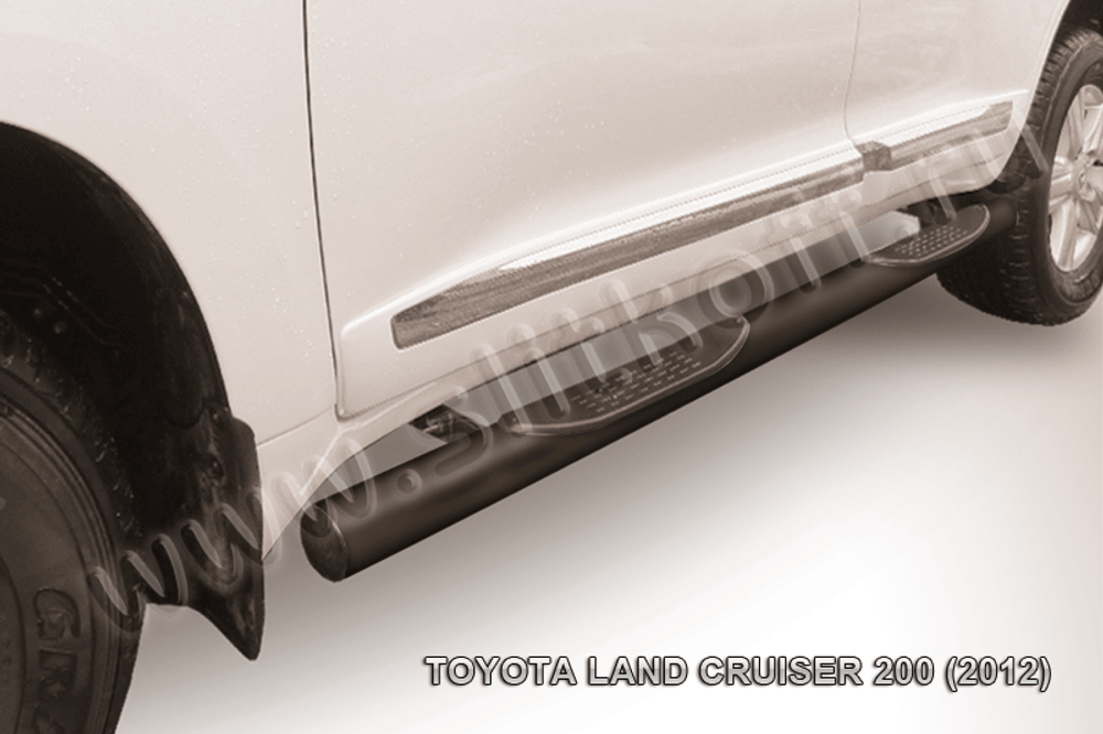 Пороги стальные Toyota Land Cruiser 200 (2012-2015) d76 с проступями (серебристые)