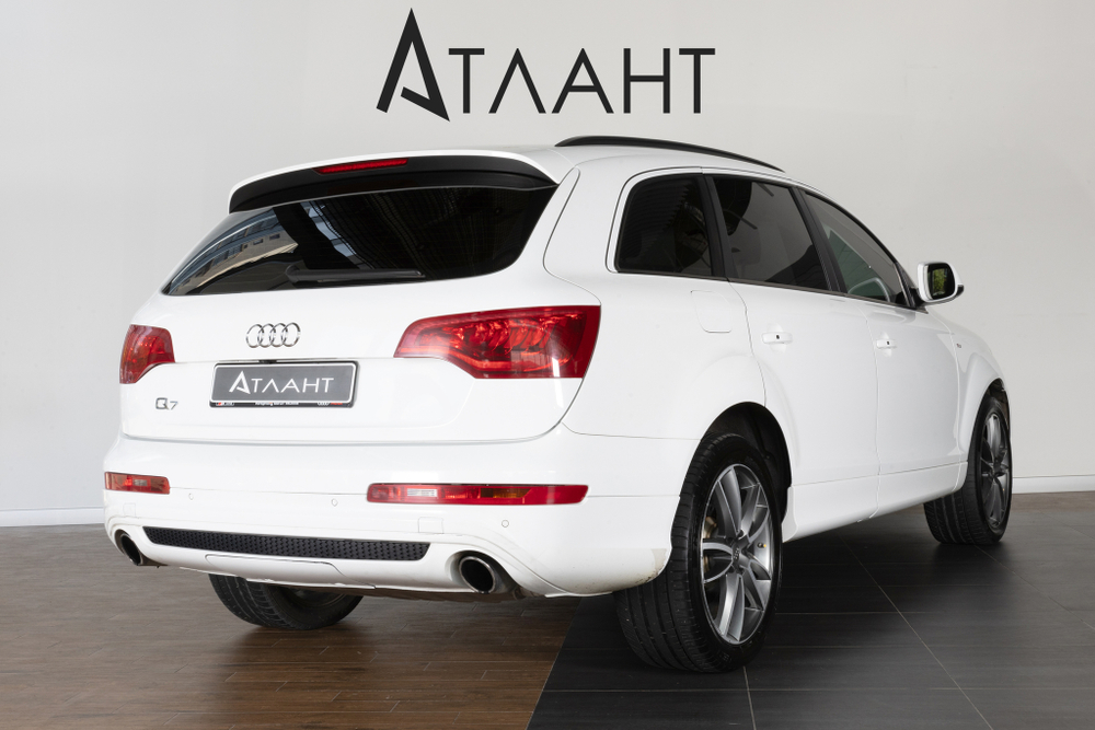 Audi Q7, 2011 год