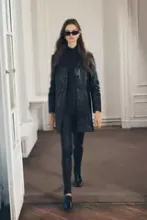 Женщины