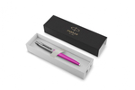 Шариковая ручка Parker Jotter, цвет MAGENTA, цвет чернил синий, толщина линии M , в подарочной коробке
