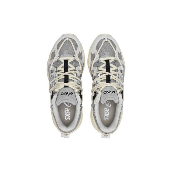 Asics Gel&#39;Kahana TR v2 - это универсальный инструмент, который можно использовать в любых условиях.