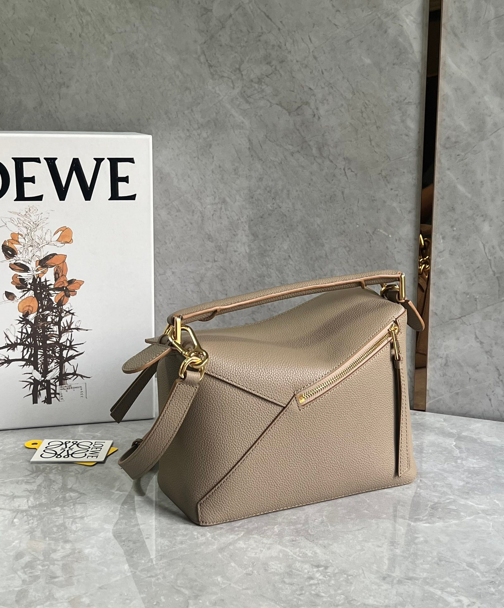 Loewe Small Puzzle 24 cm