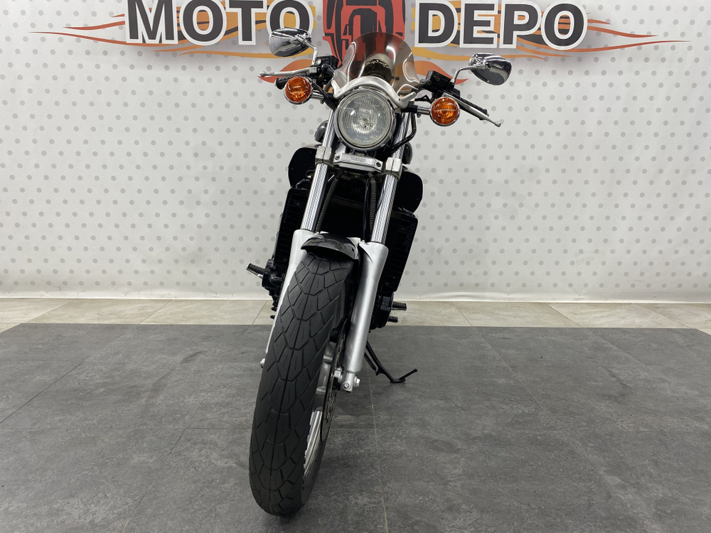 Yamaha V-Max 1200 , 2002