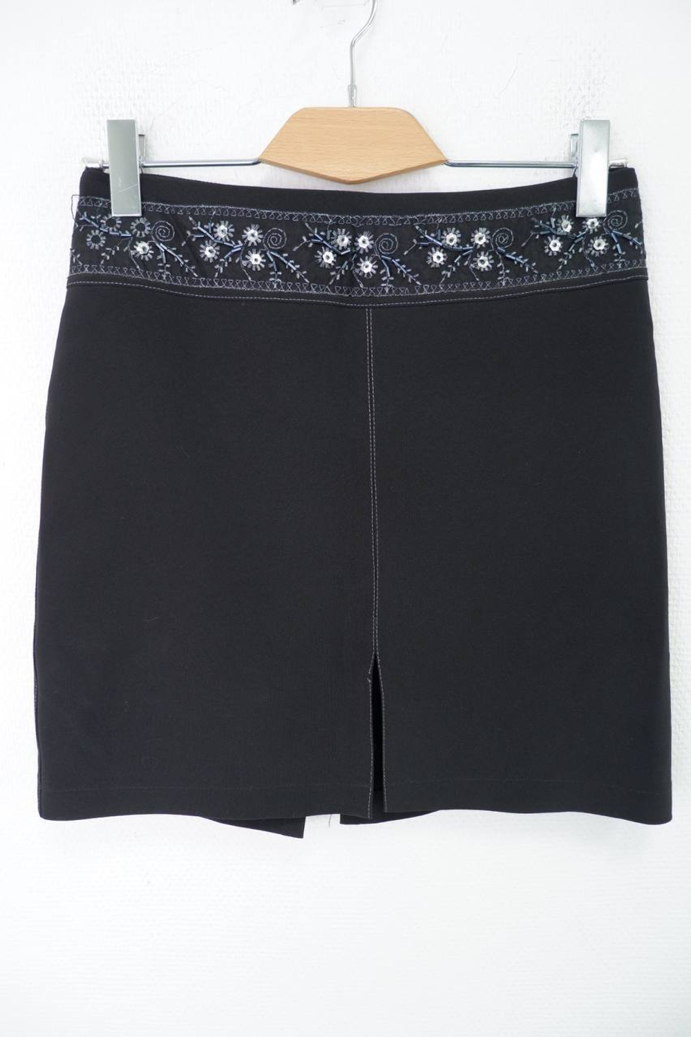 Юбка с красивым поясом 48/50 размер