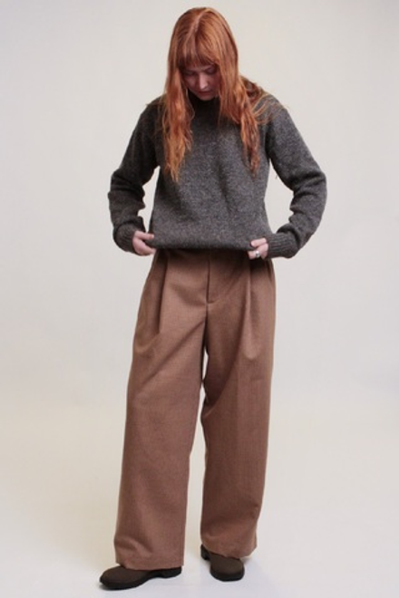 Брюки со складками из шерсти в гусиную лапку