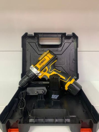 Шуруповерт DeWalt 12V