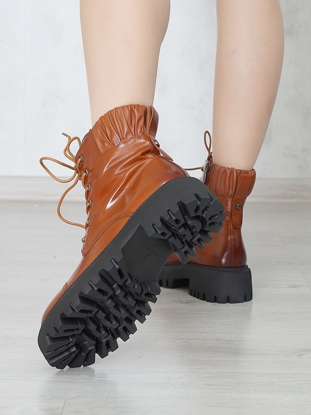 Ботинки женские демисезонные