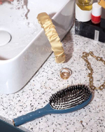 La Bonne Brosse Массажная расческа для волос N 03 Essential Sensitive Scalp Brush - Creamy White