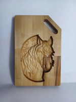 Подарочная разделочная доска "Денежная лошадь" 28,5*19см