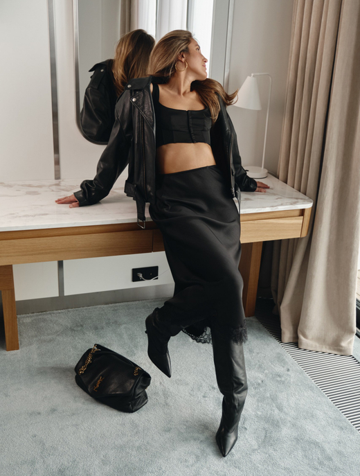 Юбка миди на резинке с кружевом bk