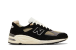 Кроссовки New Balance Teddy Madenb 990 V2