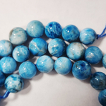 Апатит природный, шар 7.9 - 8.1мм, цена за нить 9.5см (1/4)