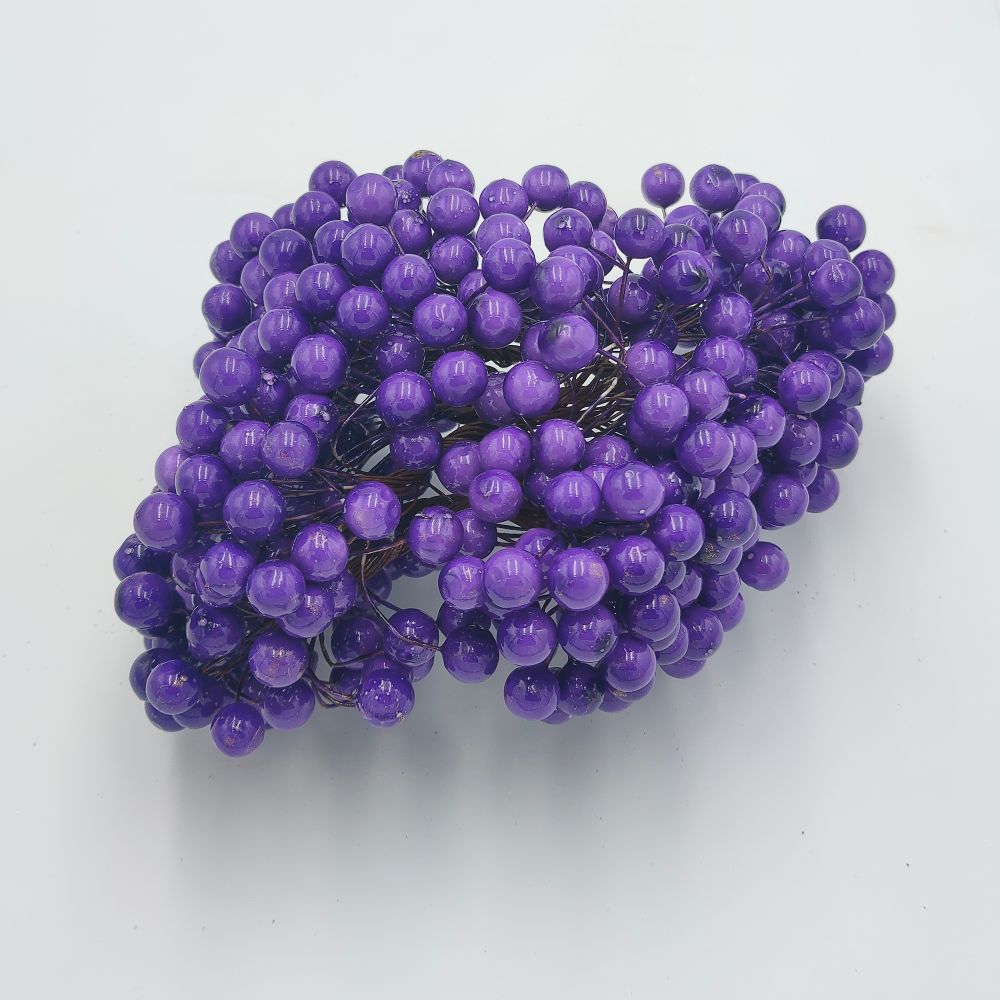 Ягоды 10 мм (длина 16см), цвет - фиолетовый, 1 уп = 400 ягодок, ЯГ0006-1