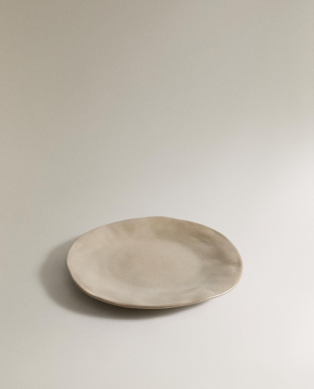 Zara Home тарелка десертная из каменной керамики, цвет серый, 24 см