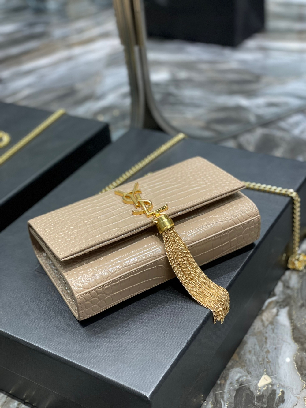 Saint Laurent Kate Small Bag 20 cm
