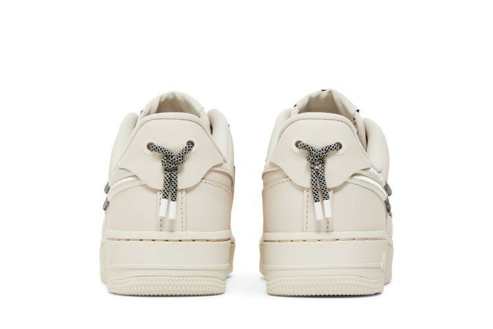 Кроссовки Nike Air Force 1 07 Lx (Женская размерная сетка)