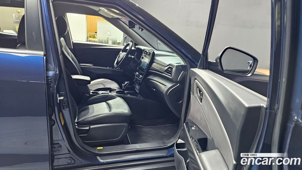 KG Mobility (Ssangyong) Very New Tivoli Бензин 1.5 2WD (10.2020)