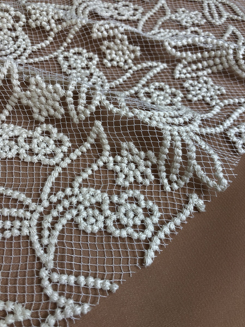 Сетка с вышивкой, бежевый, нить из хлопока BST4061C2