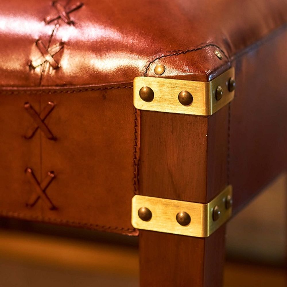 Табурет желто-коричневый