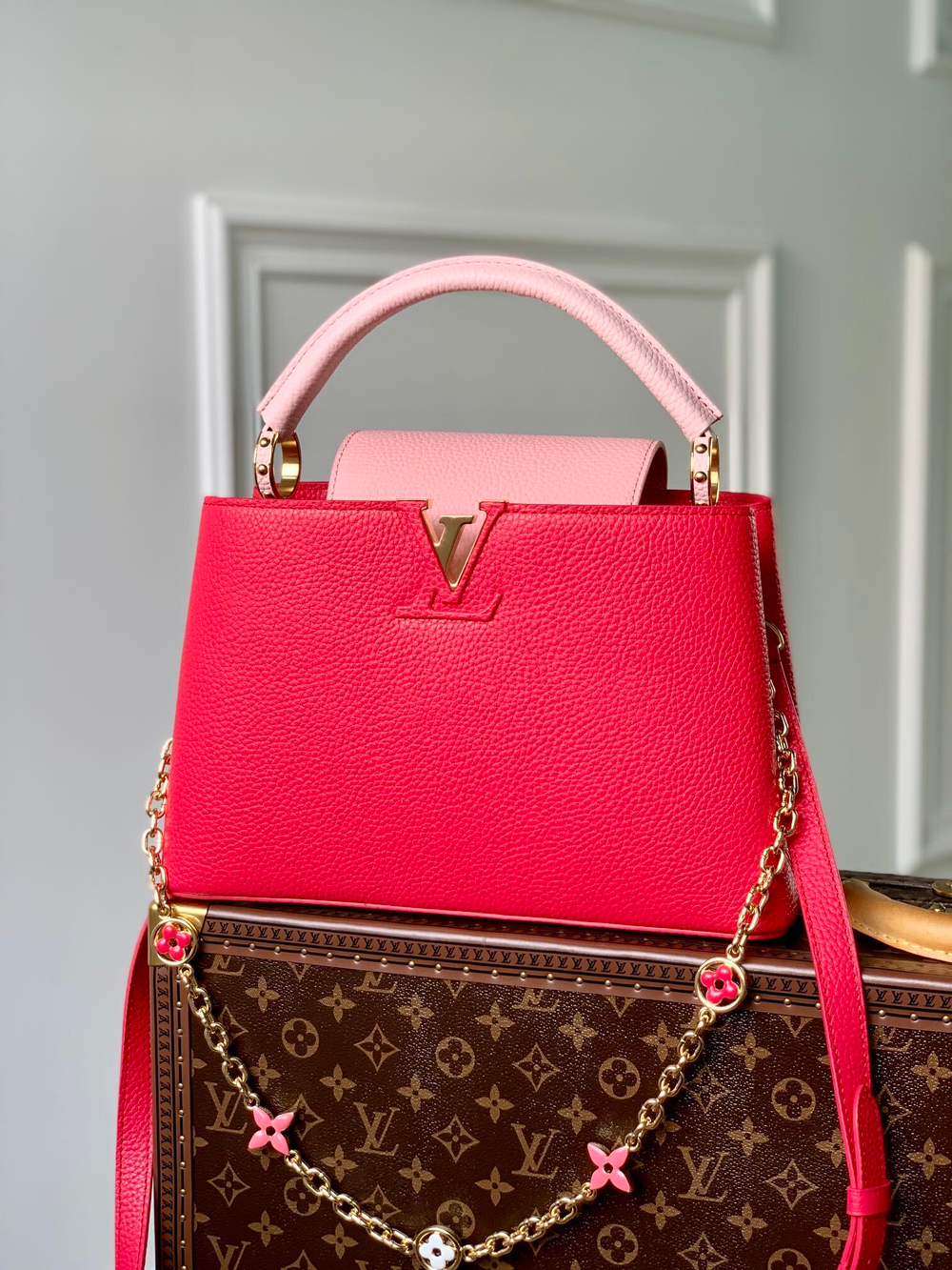 Louis Vuitton Capucines MM