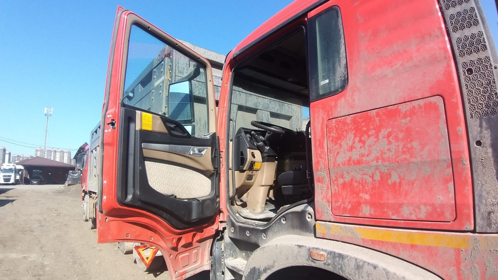 Howo T5G 8x4 Самосвал ZZ3317V386GE1 (Дизельный, 10,5 л, 440 л.с., МТ)